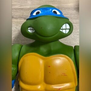 1989 Playmates Giant TMNT Teenage Mutant Ninja Turtles Leo 13" Action Figure